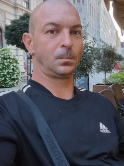R�bert, 47 �ves f�rfi, Zalaegerszeg