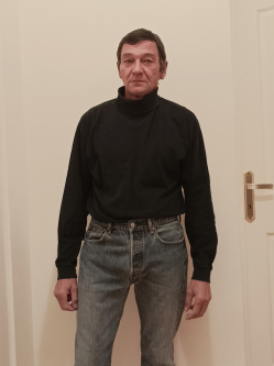 G�za, 63 �ves f�rfi, �csa