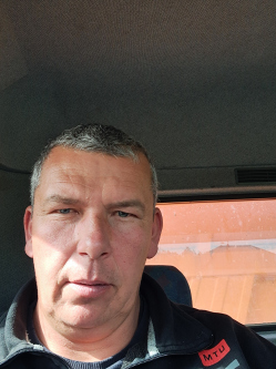 M�rk, 50 �ves f�rfi, Lajosmizse