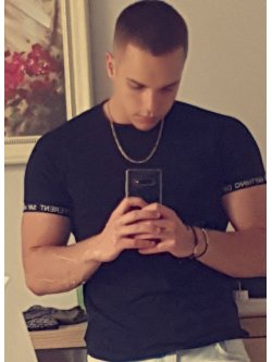 aRippel, 22 �ves f�rfi, Barcs