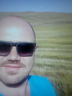 Atilla, 34 �ves f�rfi, Aba�jalp�r