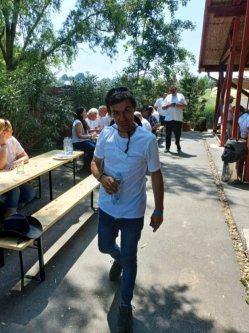 Istv�n, 40 �ves f�rfi, Hort