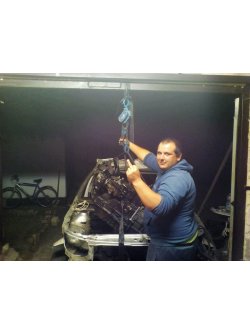Pitbike, 38 �ves f�rfi, Piliscs�v