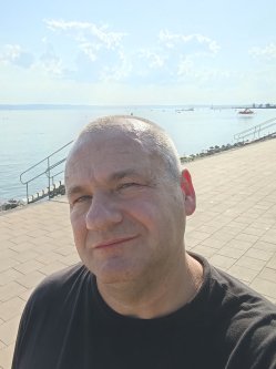 Duna, 54 �ves f�rfi, Budapest