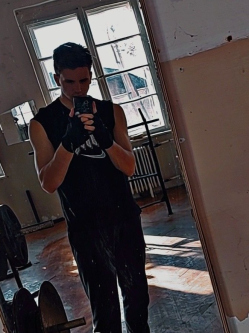 Zsolti, 21 �ves f�rfi, Nagym�gocs