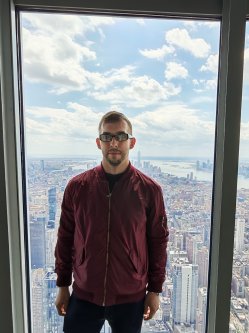 Jonat�n, 30 �ves f�rfi, Budapest