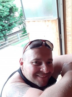 G�bor, 48 �ves f�rfi, Gy�mr�