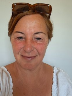 Krisztina, 57 �ves n�, Gy�ngy�s