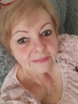 Val�ria, 60 �ves n�, Mez�ber�ny