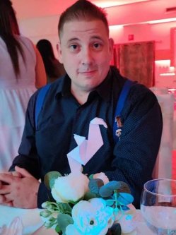Bal�zs, 41 �ves f�rfi, Izs�k