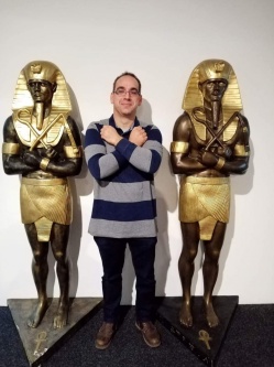 J�zsef, 41 �ves f�rfi, Demecser