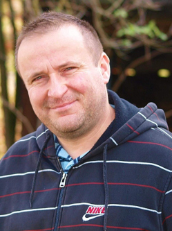 Atesz, 49 �ves f�rfi, Eger