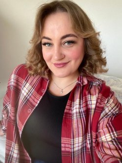 Di�na, 32 �ves n�, Ny�regyh�za