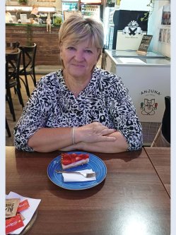 Judit, 71 �ves n�, Budapest