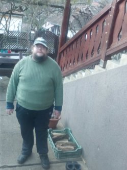 M�t�, 34 �ves f�rfi, Sz�gliget