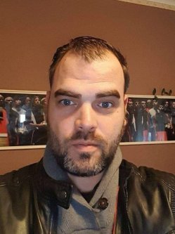 Tomi, 41 �ves f�rfi, Balassagyarmat