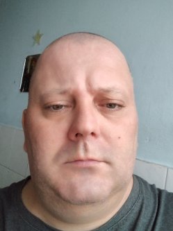 Tibor, 45 �ves f�rfi, Burgenland