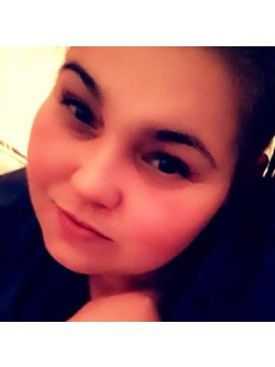 Inci31, 37 �ves n�, Hajd�n�n�s
