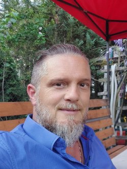 P�sztor, 45 �ves f�rfi, Budapest